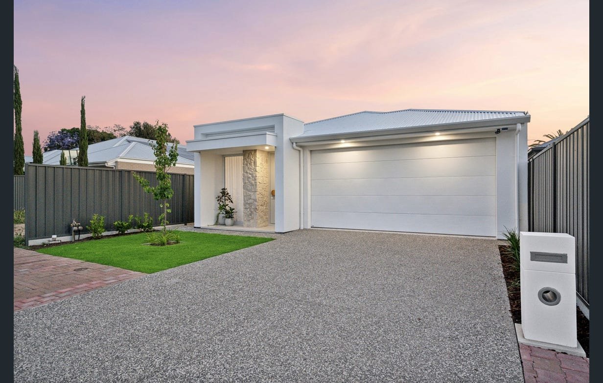 11 Mattner Avenue, Glenelg North, SA 5045 1.jpg