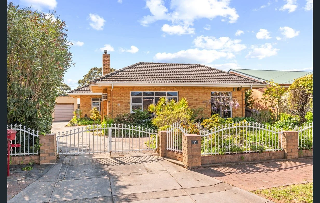 7 Pine Avenue, Warradale, SA 5046 1.jpg