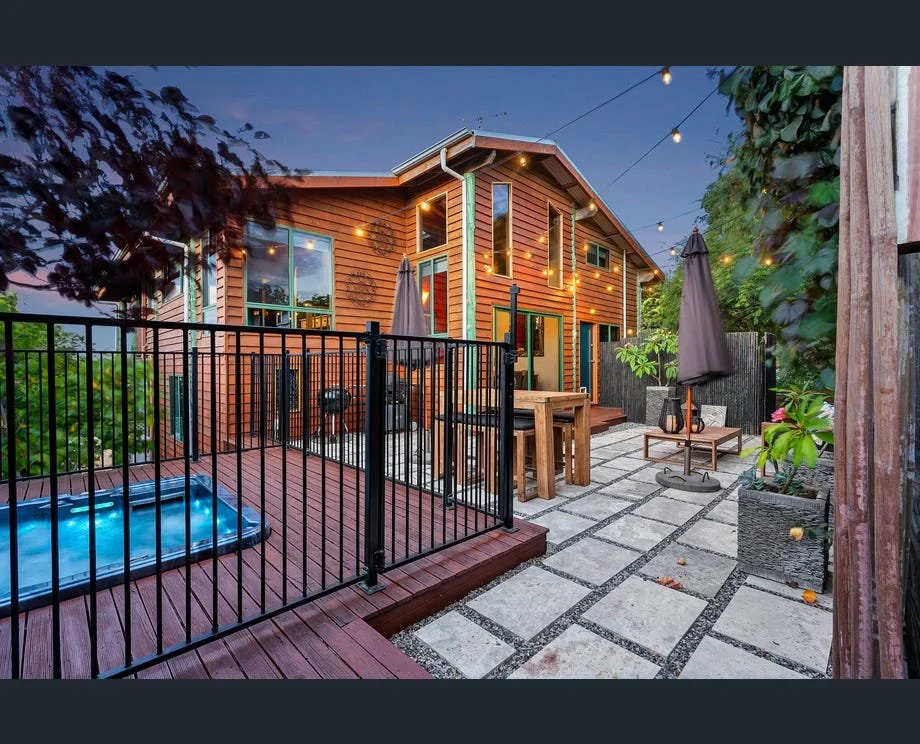 Cox Crescent Quinns Rocks5.jpg