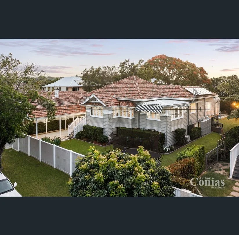 Elliott St Clayfield1.jpg