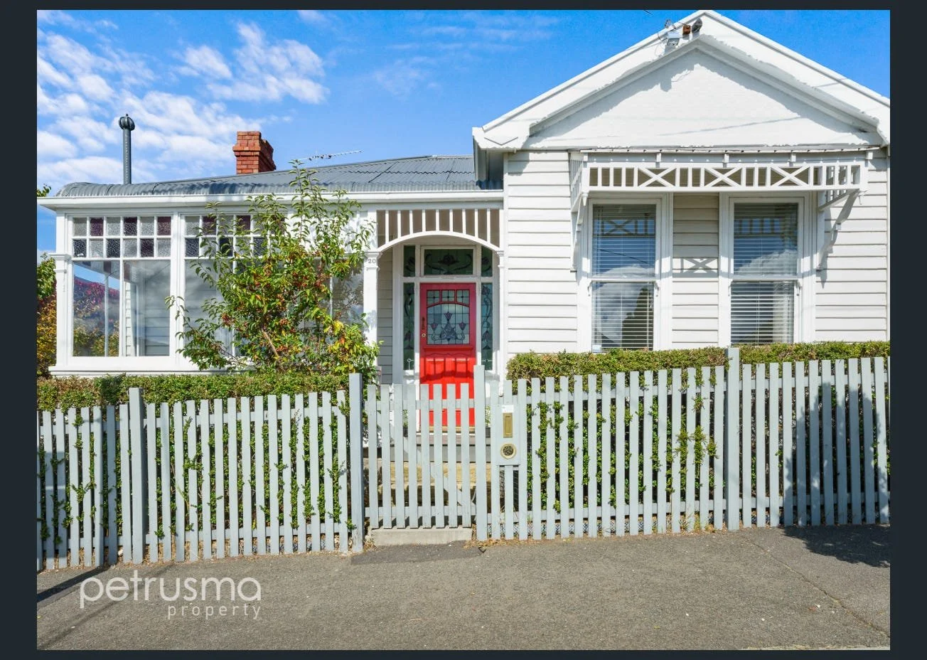 Wellington Street, North Hobart.jpg